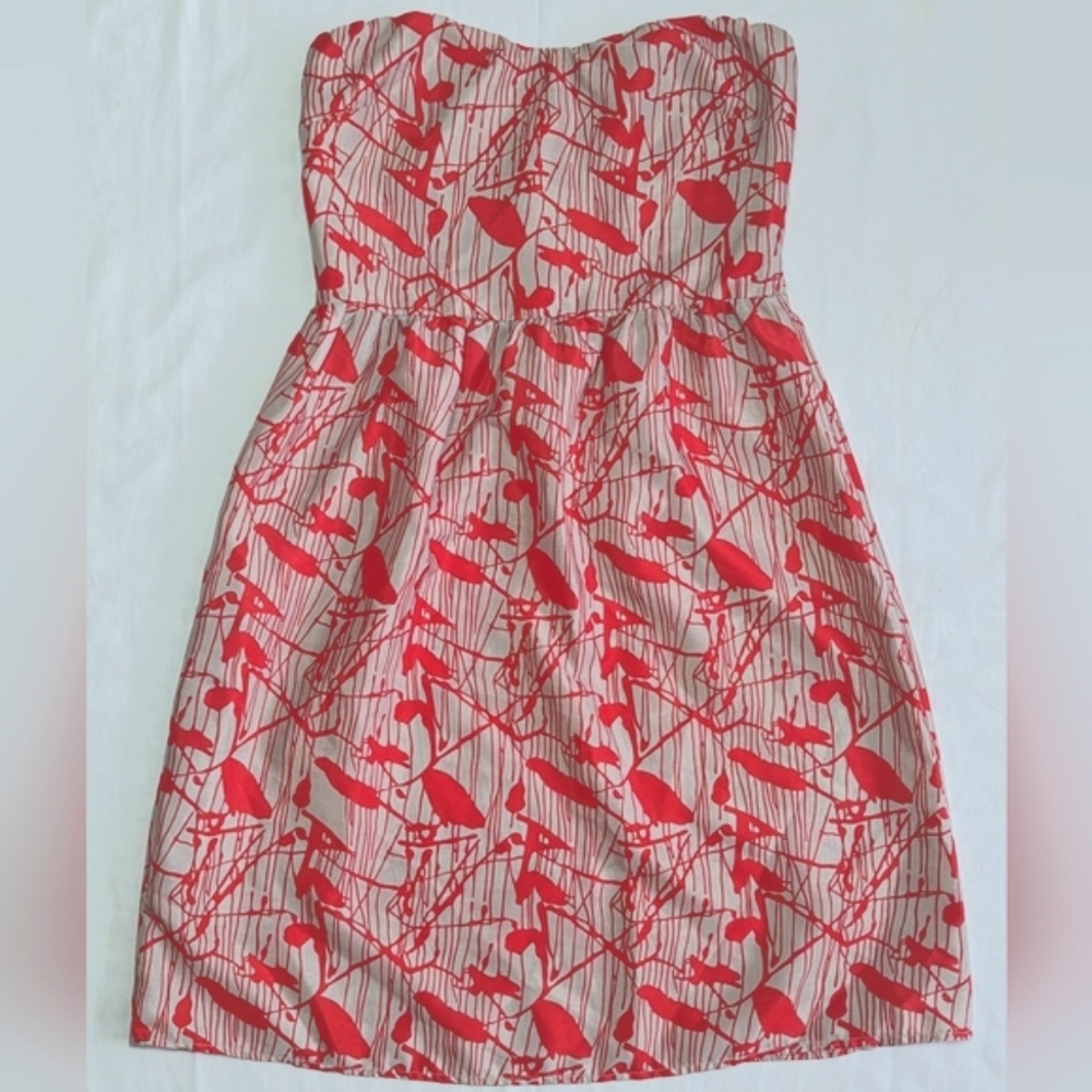 Everly Bird Themed Strapless Mini Dress Red Gray SMALL